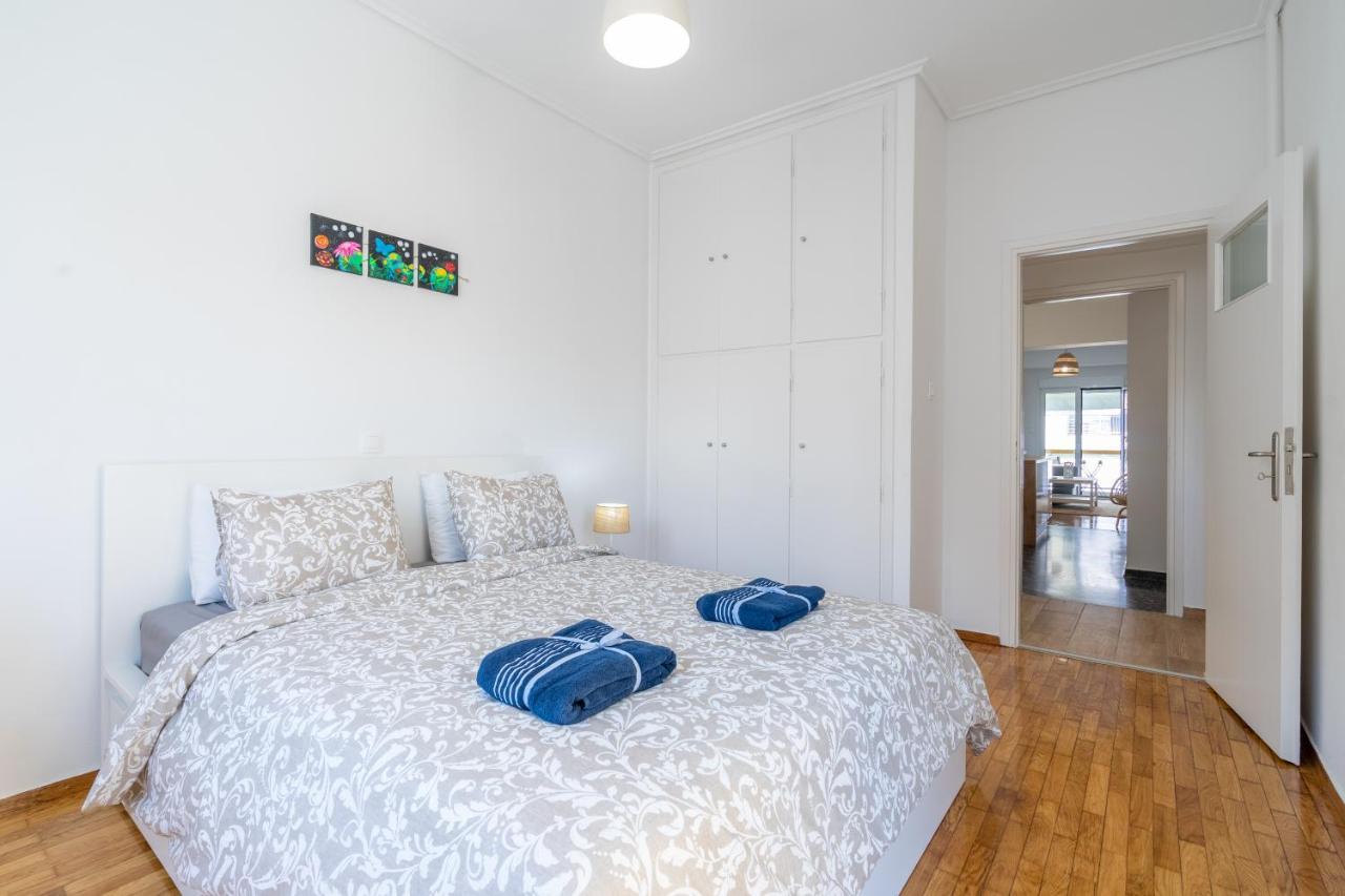 Newly Renovated 2Br Apt! Apartment Атина Екстериор снимка
